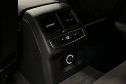 valkoinen Audi A4 allroad quattro 2020 kuva 32.