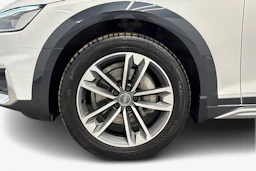 valkoinen Audi A4 allroad quattro 2020 kuva 9.
