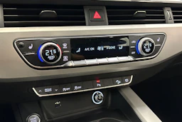 valkoinen Audi A4 allroad quattro 2020 kuva 24.
