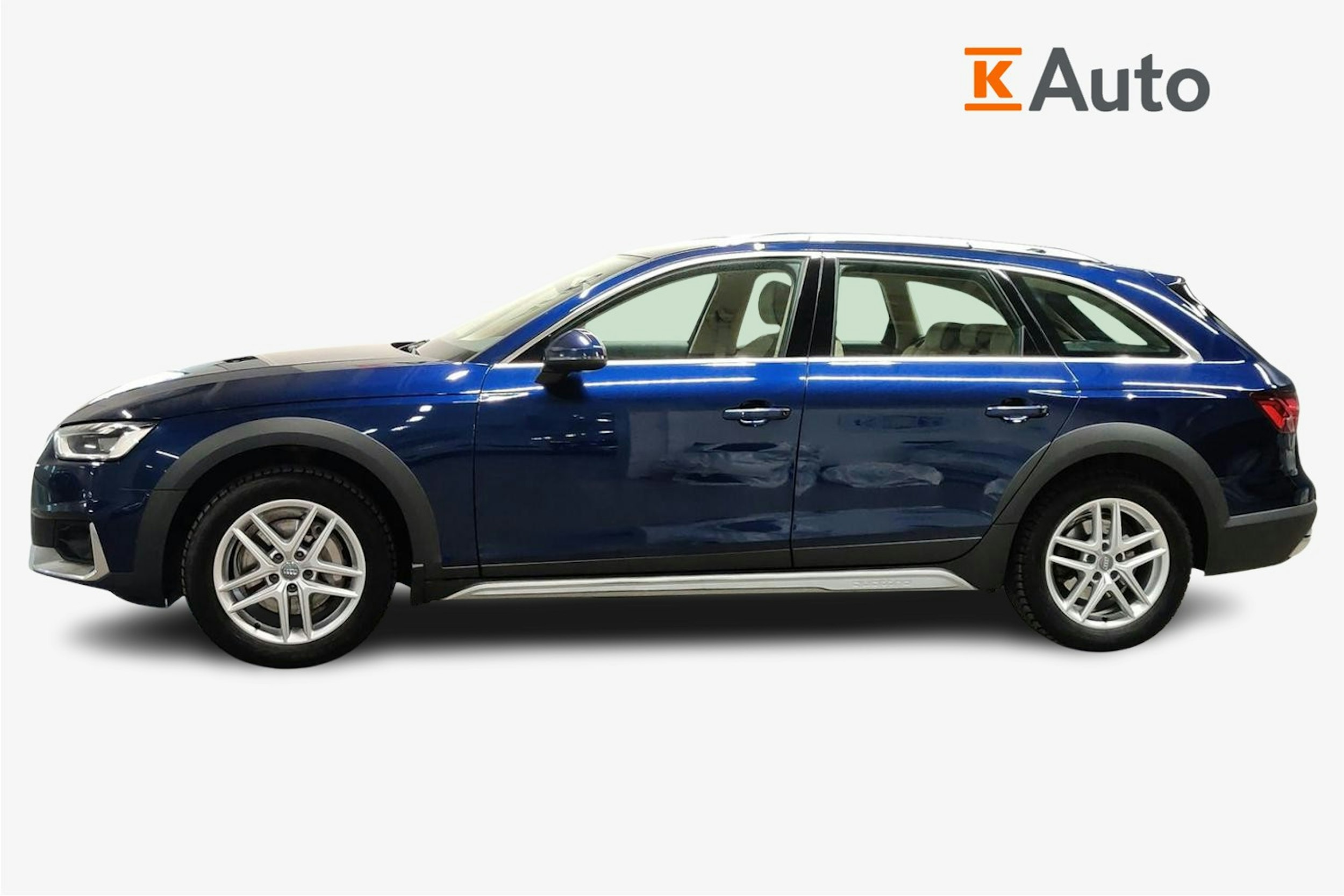sininen Audi A4 allroad quattro 2020 kuva 7.