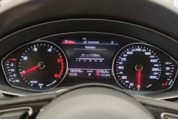 sininen Audi A4 allroad quattro 2020 kuva 17.