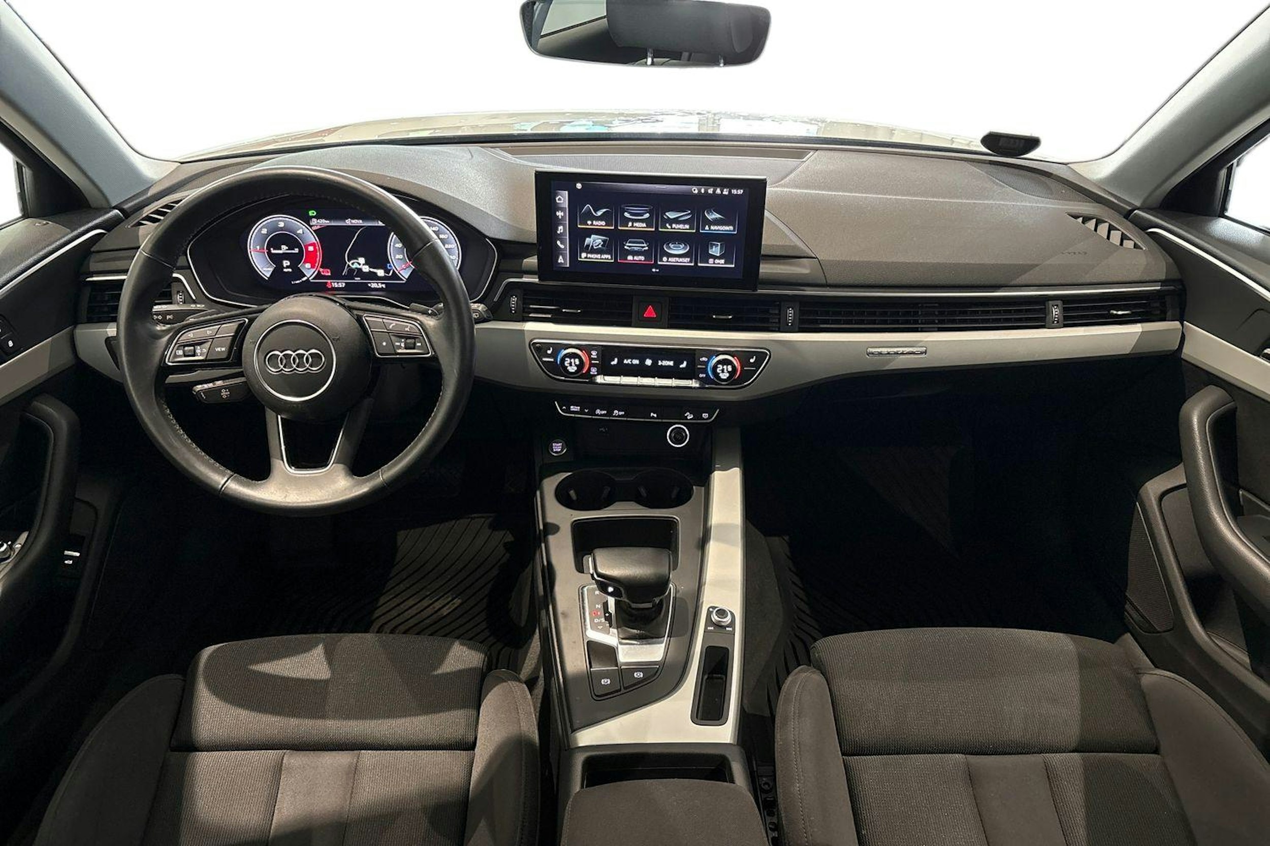 valkoinen Audi A4 allroad quattro 2020 kuva 9.