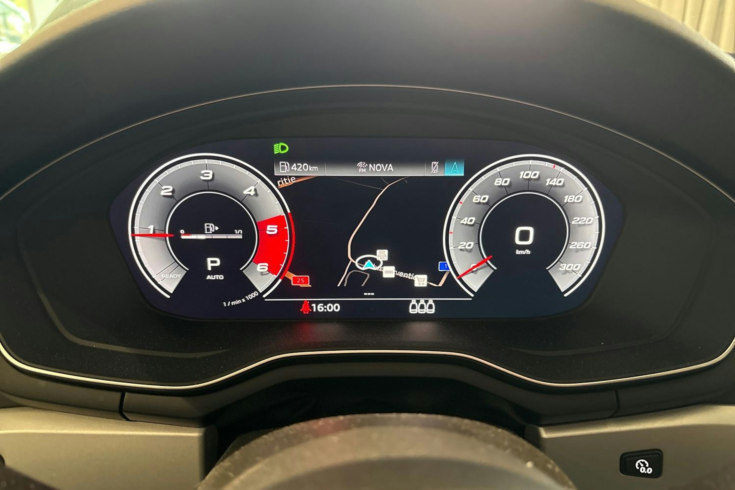 valkoinen Audi A4 allroad quattro 2020 kuva 19.