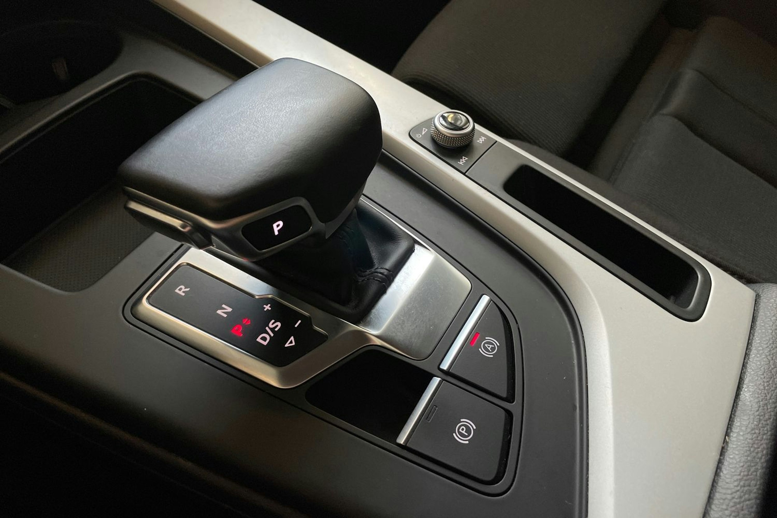 hopea Audi A4 allroad quattro 2020 kuva 27.
