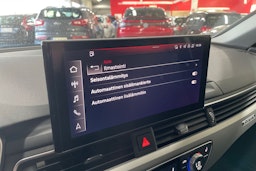 Valkoinen Audi A4 allroad quattro 2020 kuva 23.