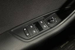 Valkoinen Audi A4 allroad quattro 2020 kuva 27.