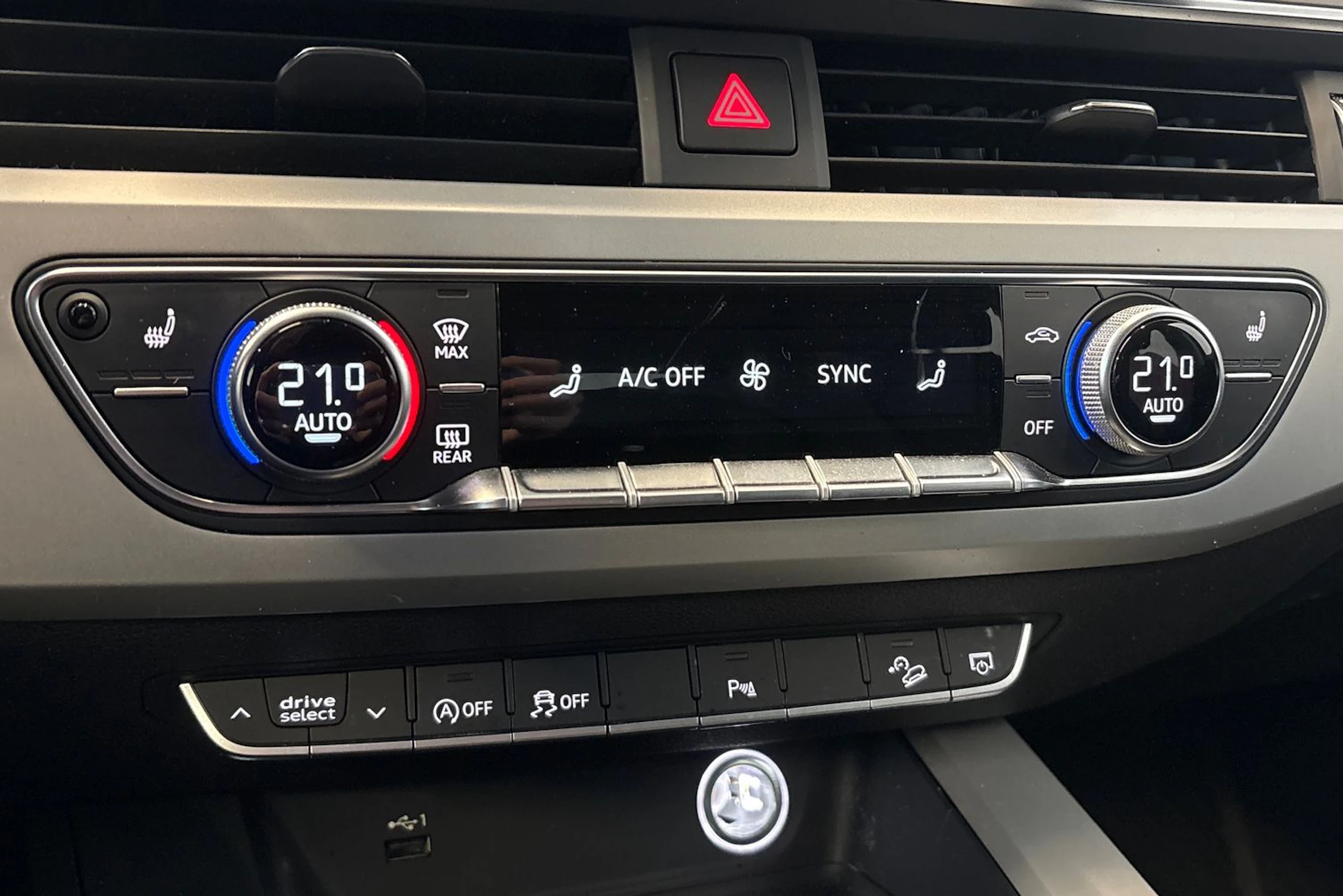 musta Audi A4 allroad quattro 2020 kuva 21.