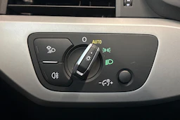 musta Audi A4 allroad quattro 2020 kuva 27.