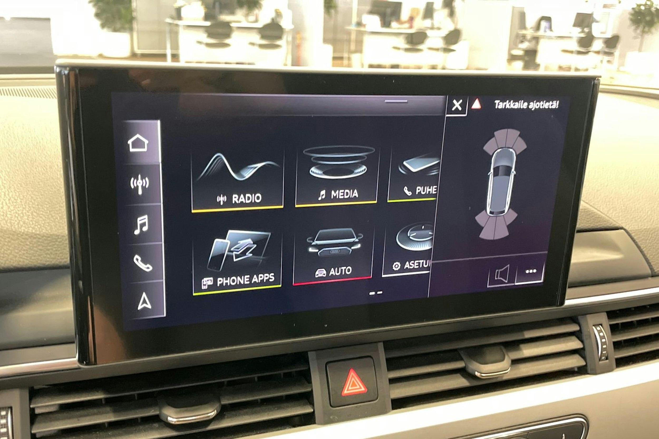 Musta Audi A4 allroad quattro 2020 kuva 17.