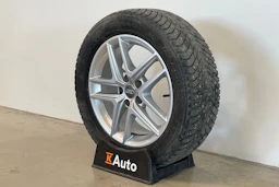 valkoinen Audi A4 allroad quattro 2020 kuva 13.