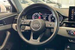 valkoinen Audi A4 allroad quattro 2020 kuva 17.