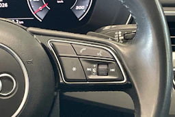 valkoinen Audi A4 allroad quattro 2020 kuva 19.