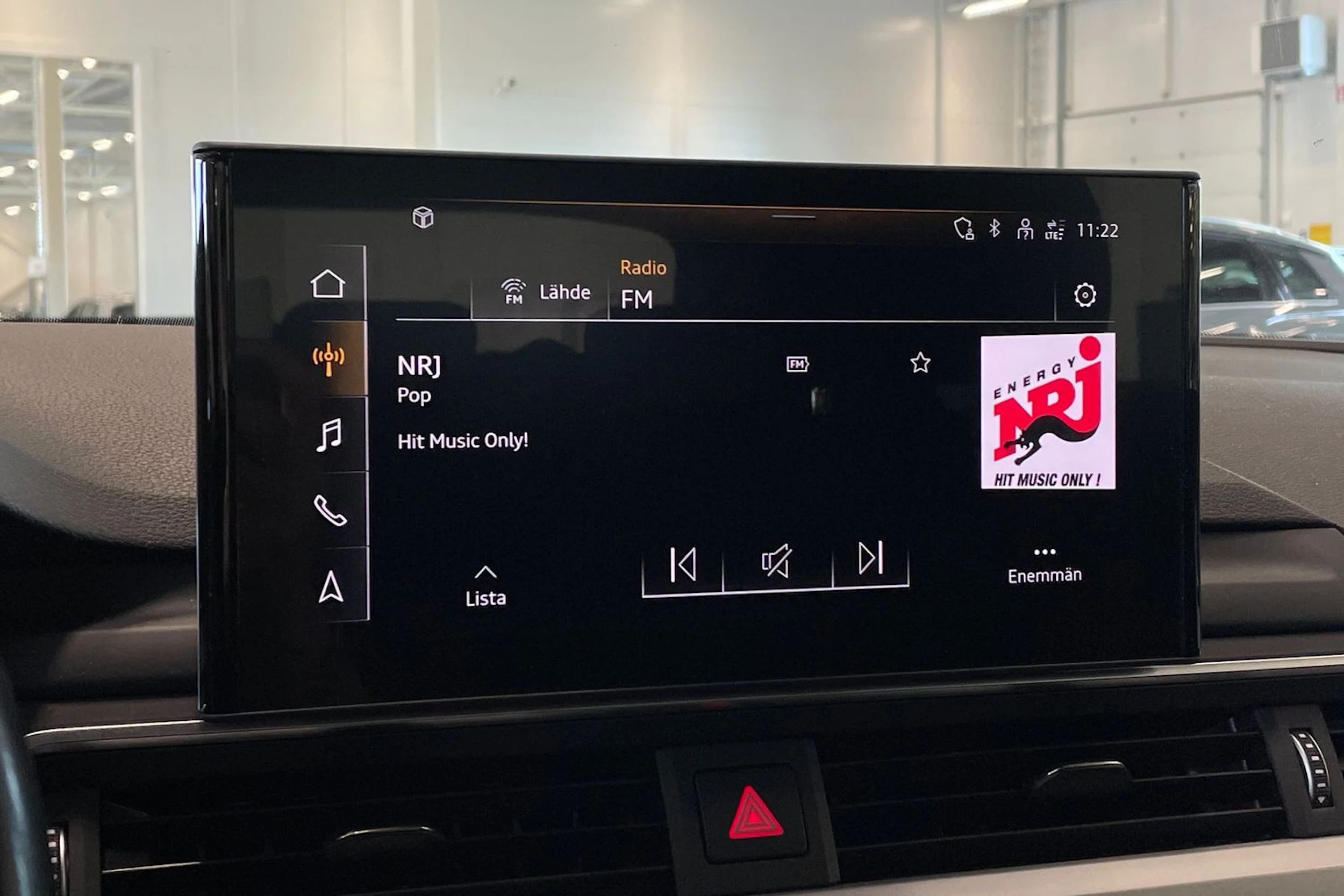 valkoinen Audi A4 allroad quattro 2020 kuva 22.