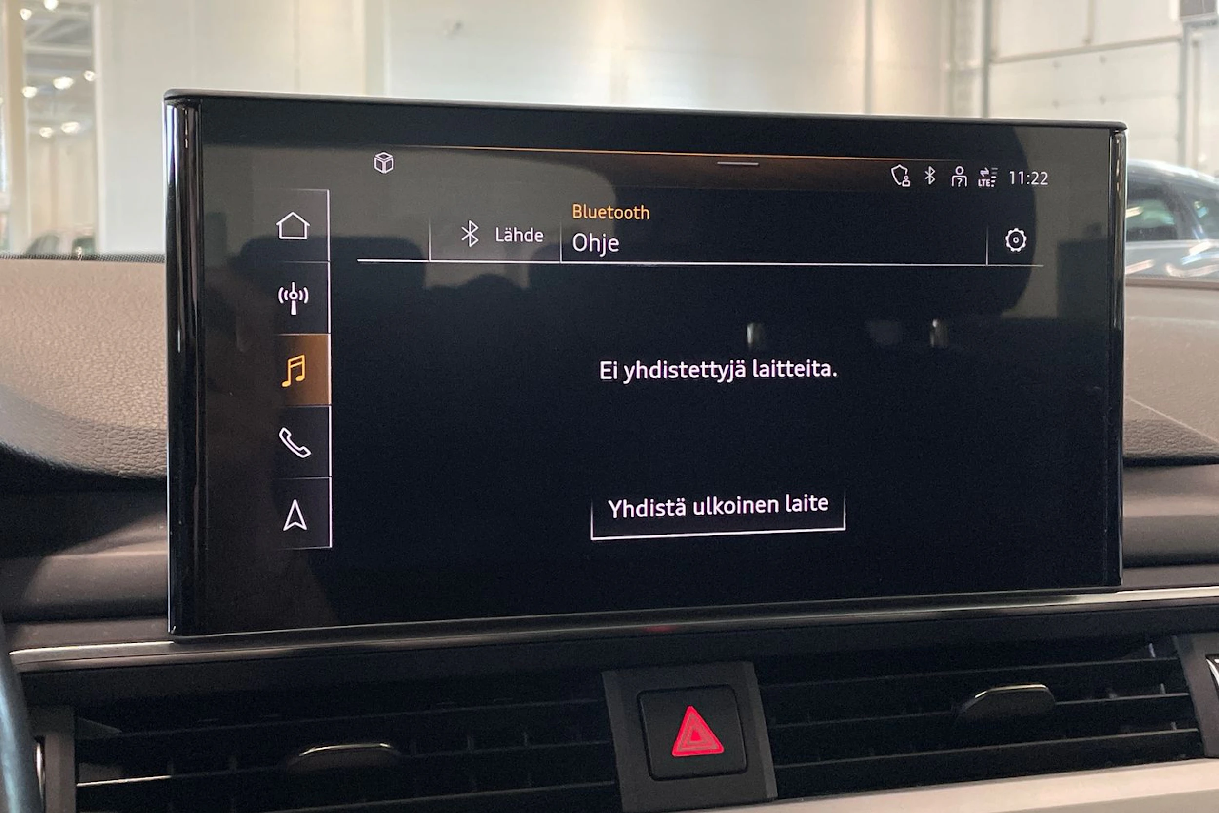 valkoinen Audi A4 allroad quattro 2020 kuva 23.