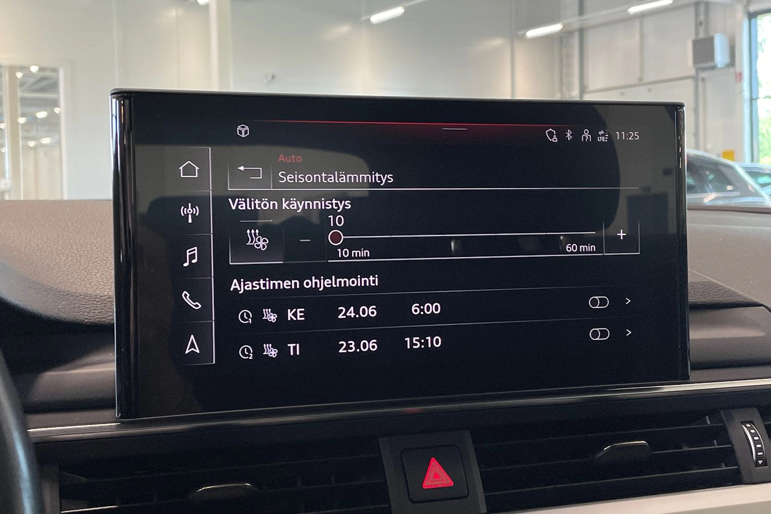 valkoinen Audi A4 allroad quattro 2020 kuva 26.
