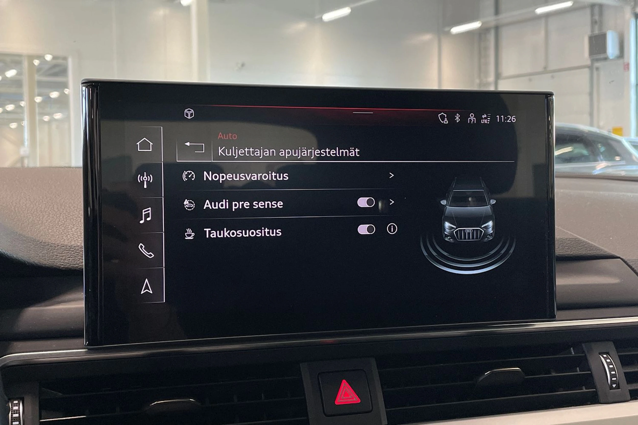 valkoinen Audi A4 allroad quattro 2020 kuva 28.