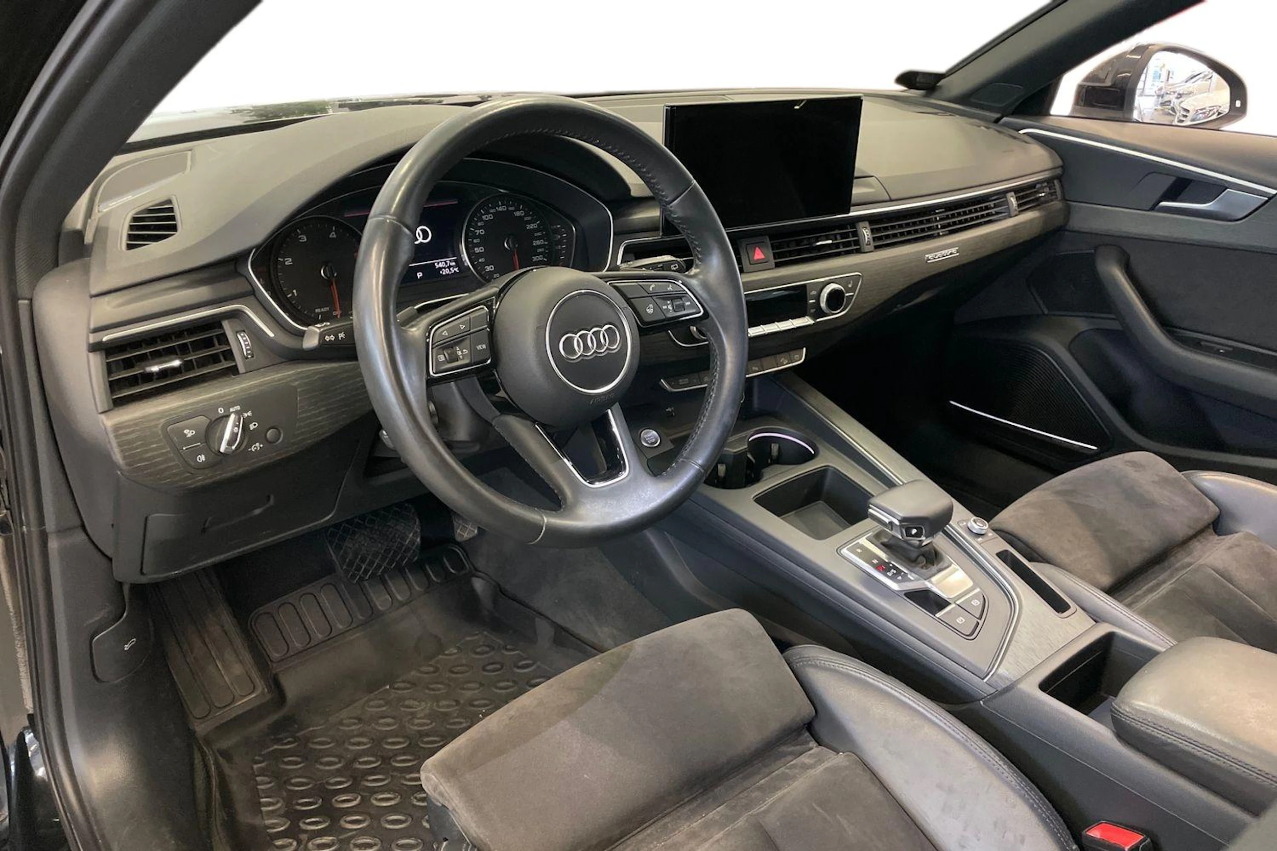 Musta Audi A4 allroad quattro 2020 kuva 8.