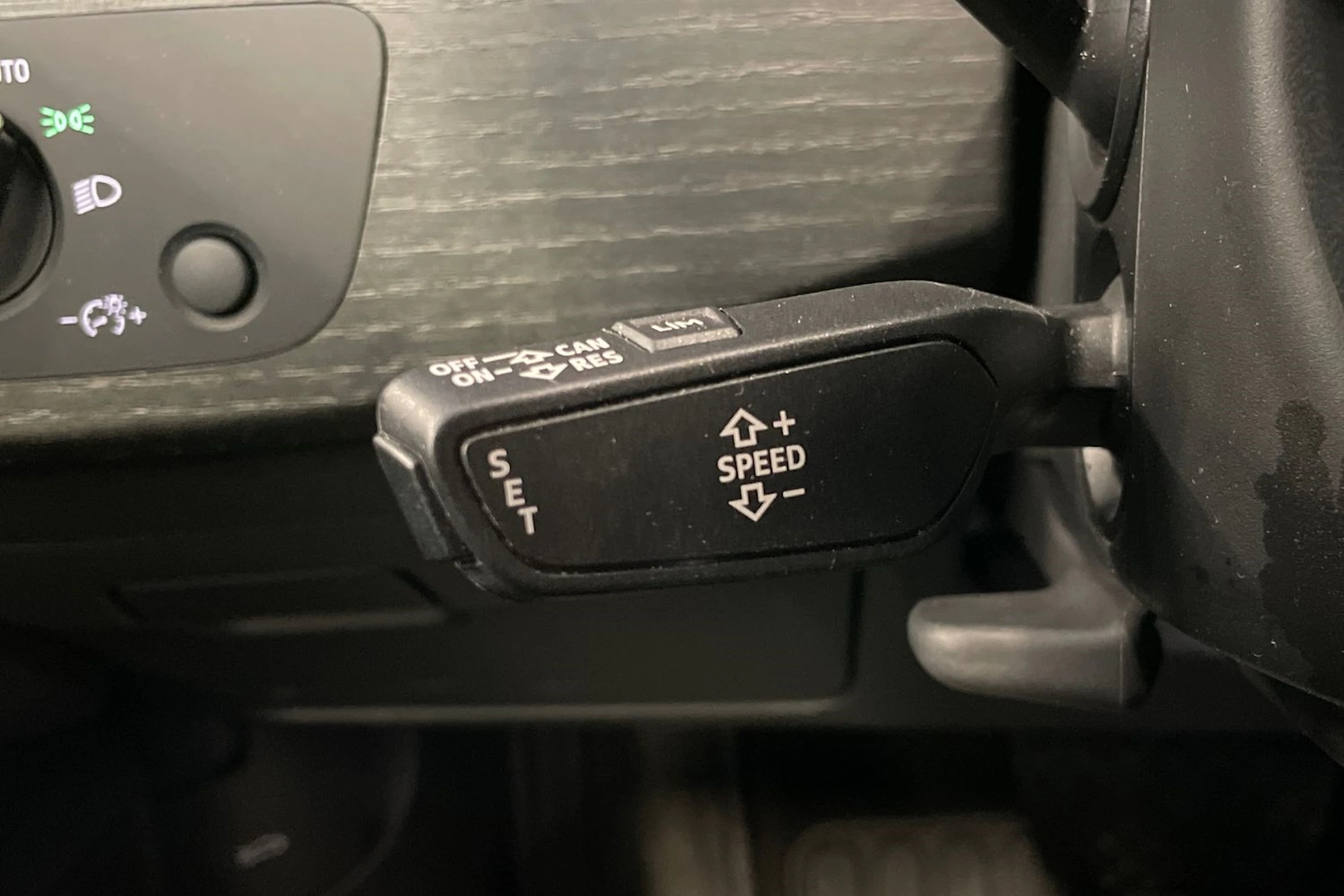 Musta Audi A4 allroad quattro 2020 kuva 17.