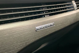 Musta Audi A4 allroad quattro 2020 kuva 18.