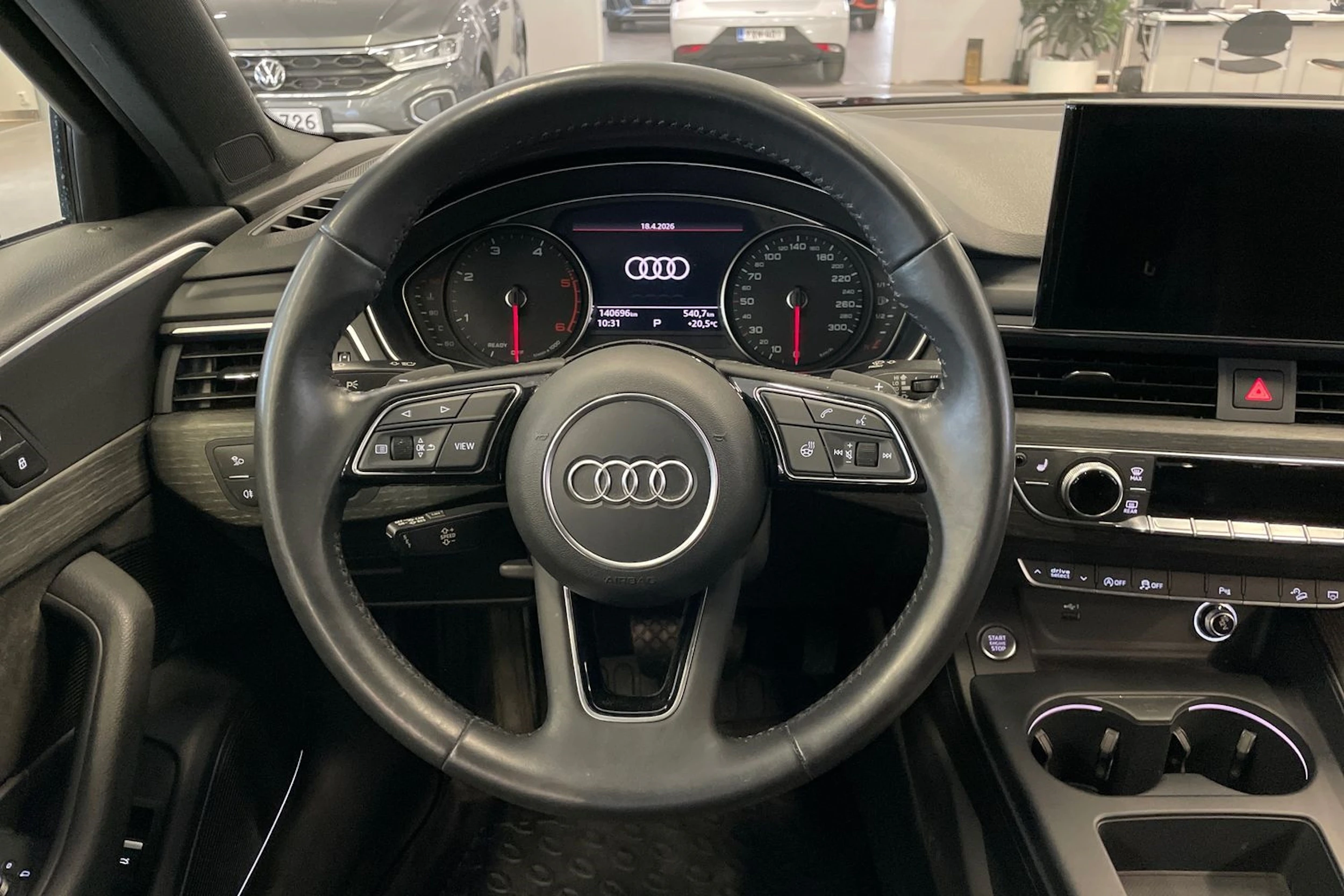 Musta Audi A4 allroad quattro 2020 kuva 22.