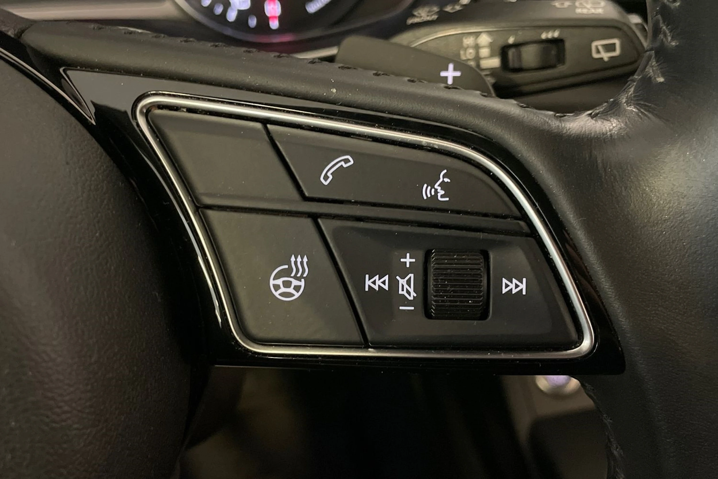 Musta Audi A4 allroad quattro 2020 kuva 27.