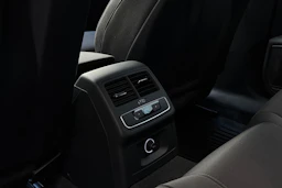 musta Audi A4 allroad quattro 2020 kuva 14.