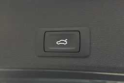 valkoinen Audi A4 allroad quattro 2021 kuva 28.
