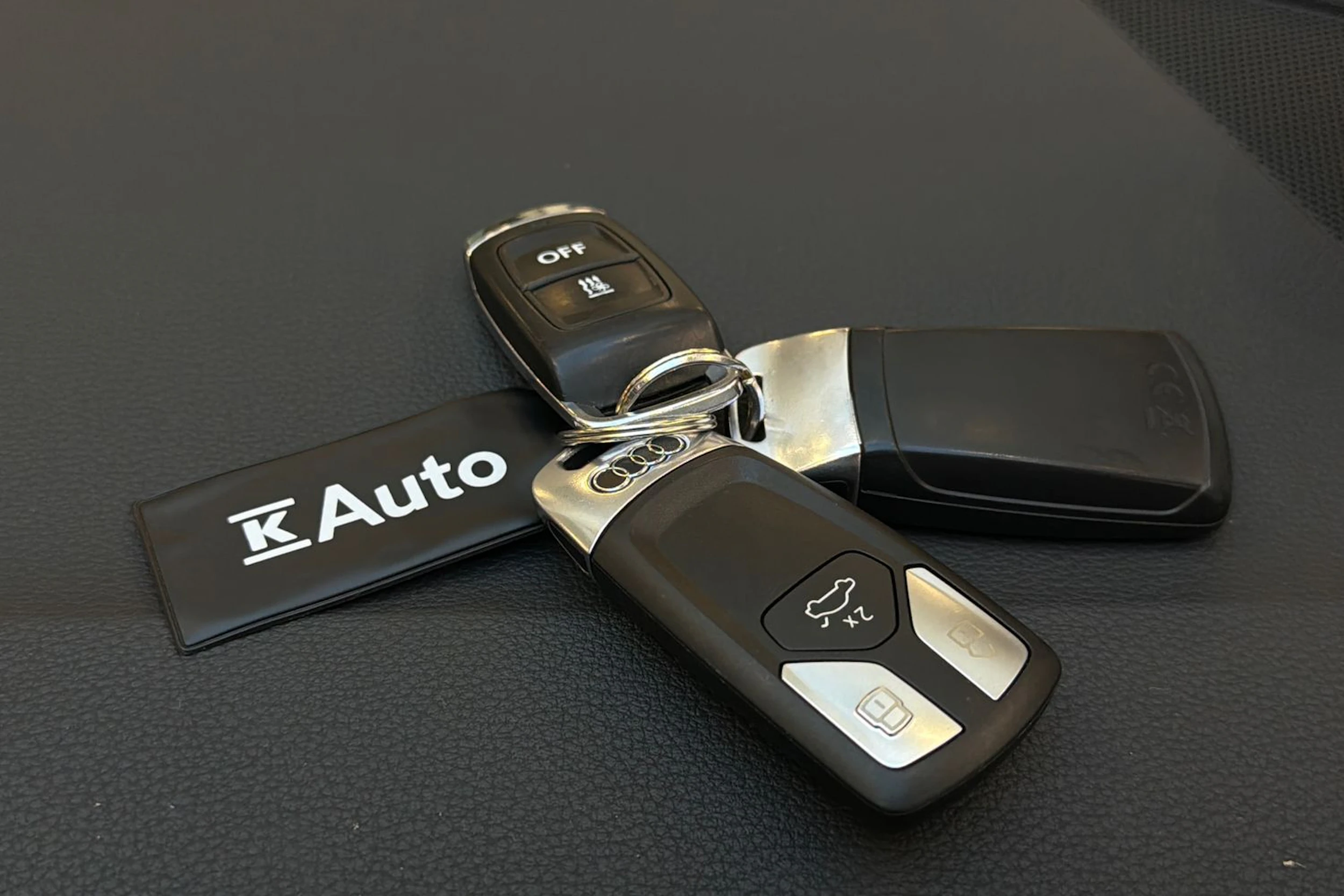 valkoinen Audi A4 allroad quattro 2021 kuva 30.