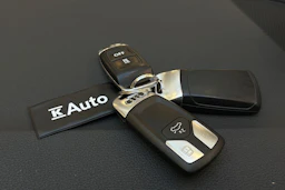 valkoinen Audi A4 allroad quattro 2021 kuva 30.