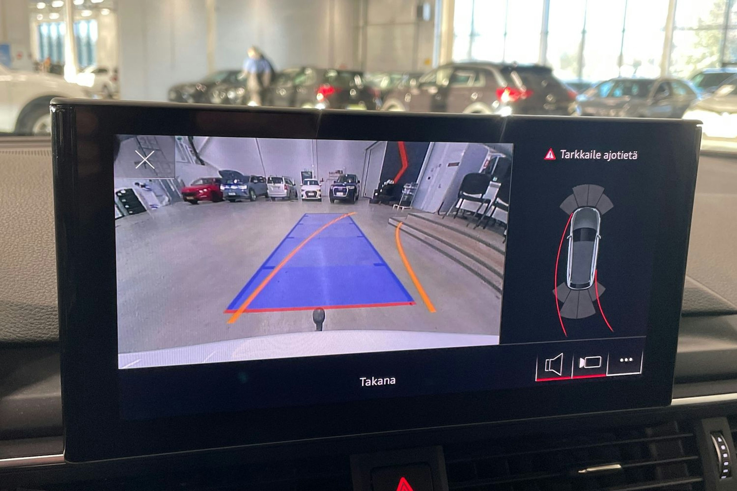 valkoinen Audi A4 allroad quattro 2021 kuva 22.