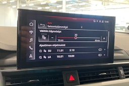 valkoinen Audi A4 allroad quattro 2021 kuva 29.