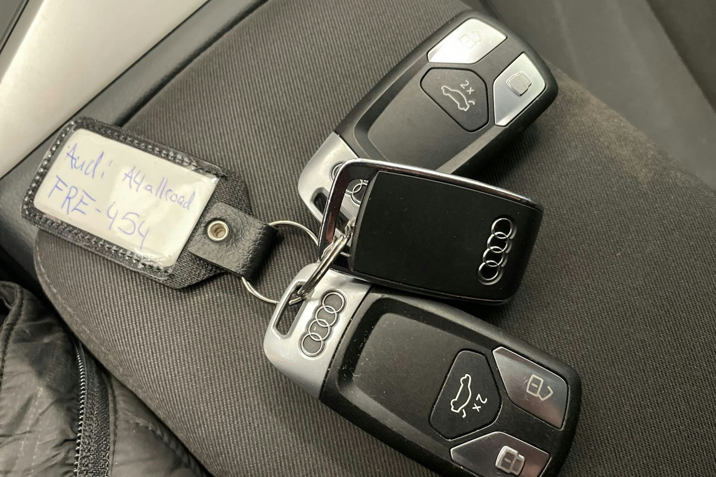 valkoinen Audi A4 allroad quattro 2021 kuva 35.