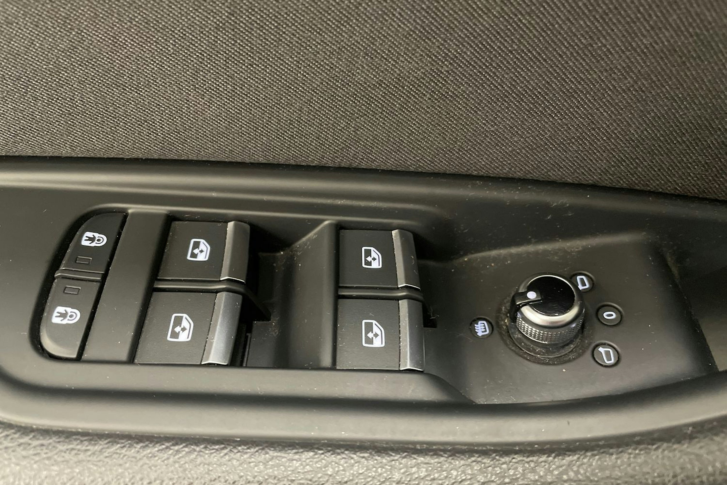 valkoinen Audi A4 allroad quattro 2021 kuva 36.