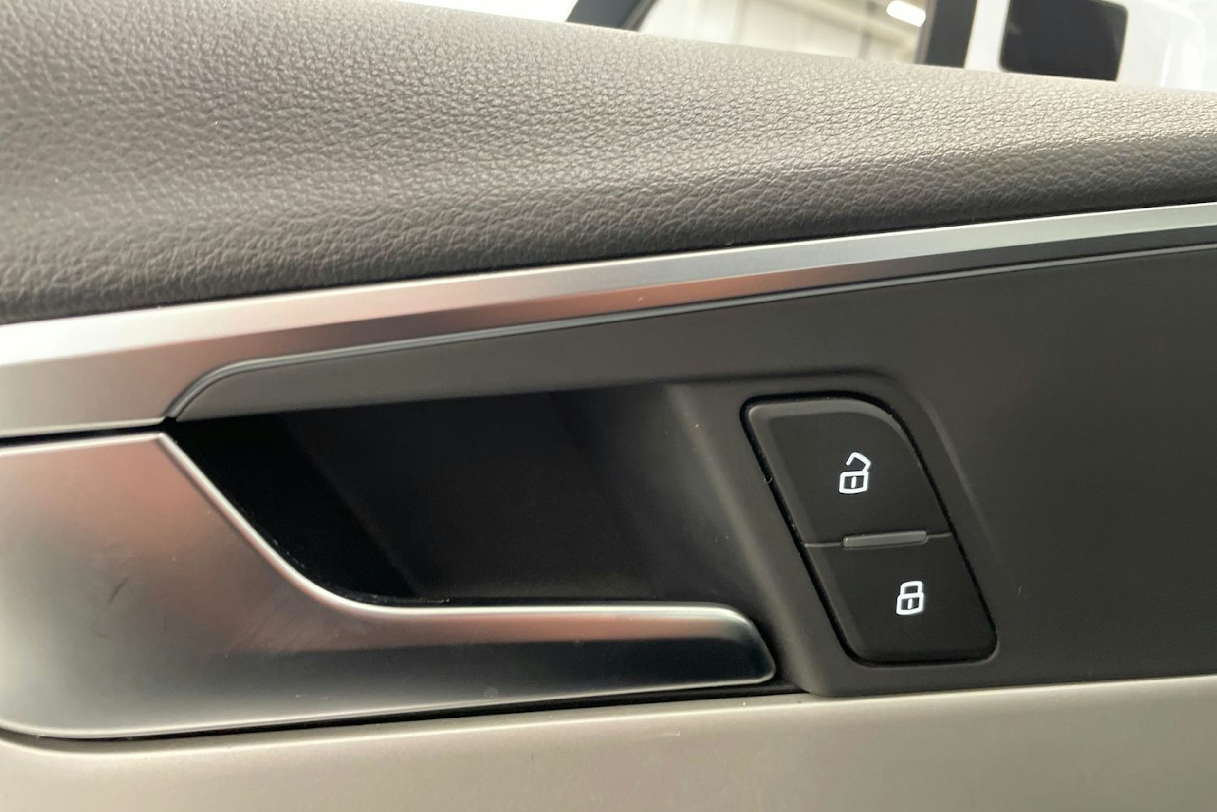 valkoinen Audi A4 allroad quattro 2021 kuva 37.