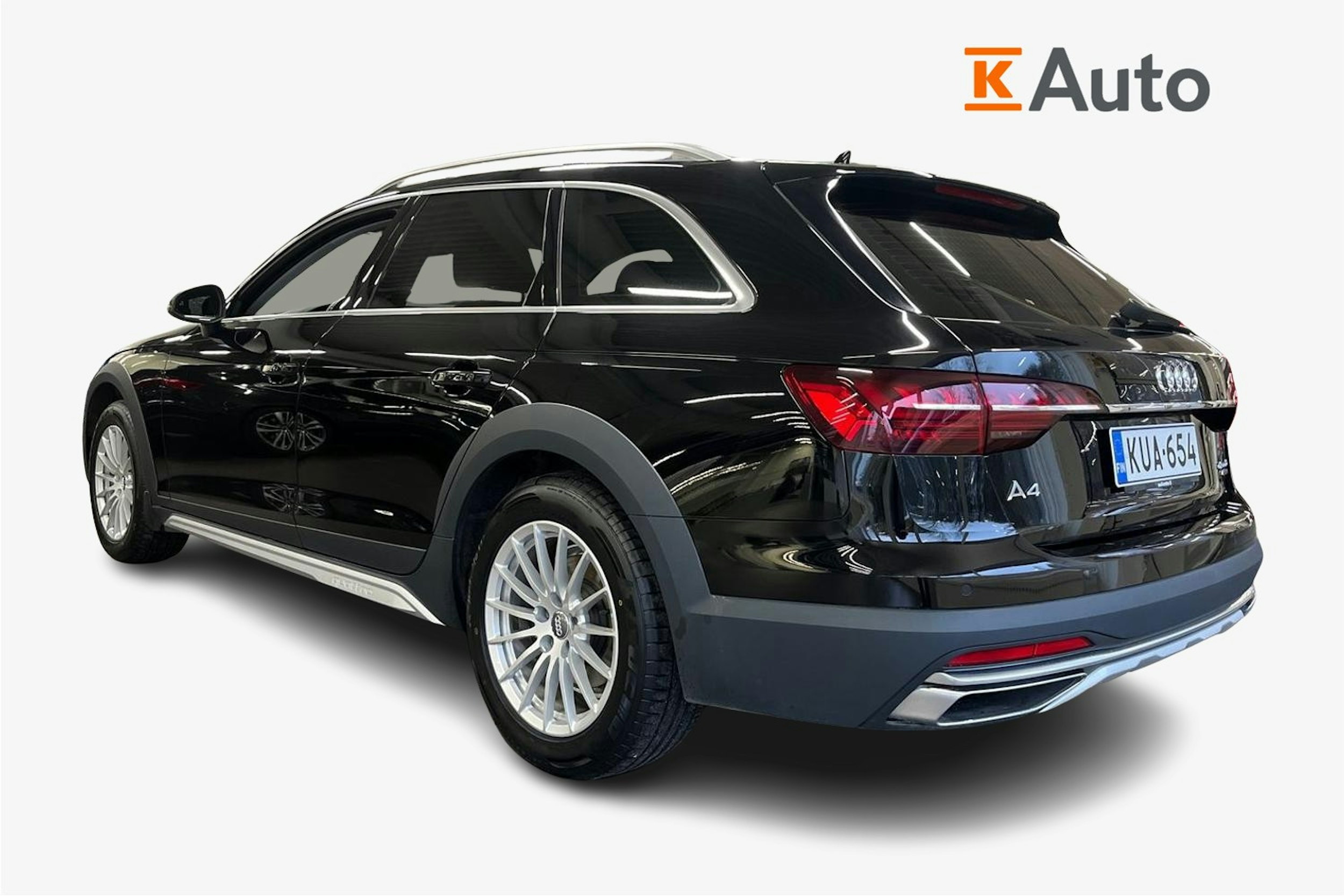 Musta Audi A4 allroad quattro 2021 kuva 2.