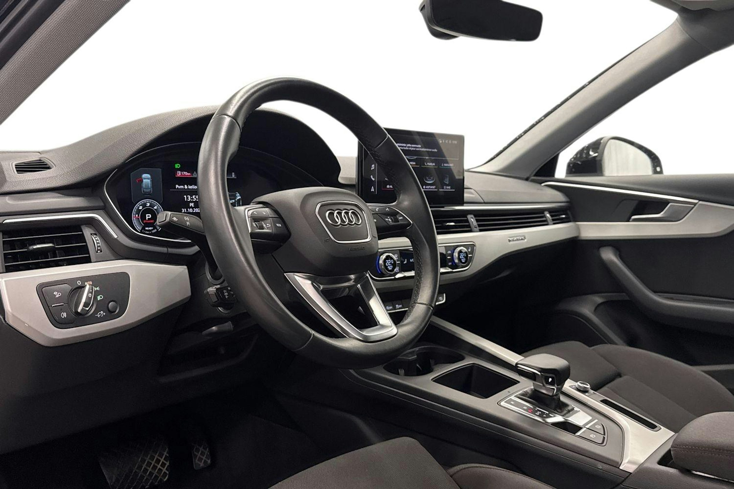 Musta Audi A4 allroad quattro 2021 kuva 7.