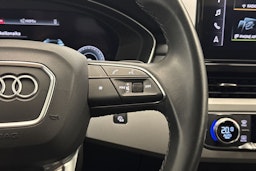 Musta Audi A4 allroad quattro 2021 kuva 16.