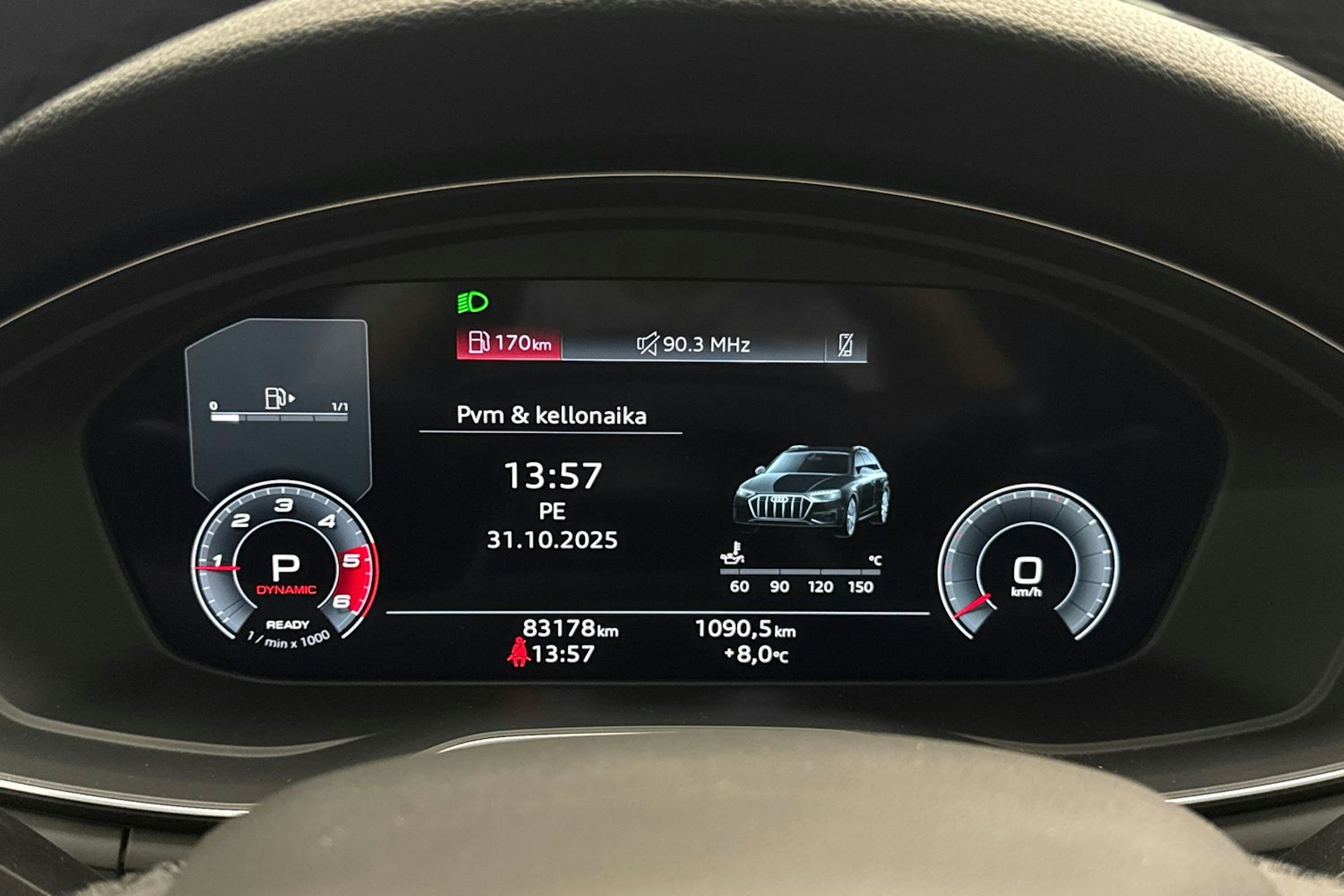 Musta Audi A4 allroad quattro 2021 kuva 18.