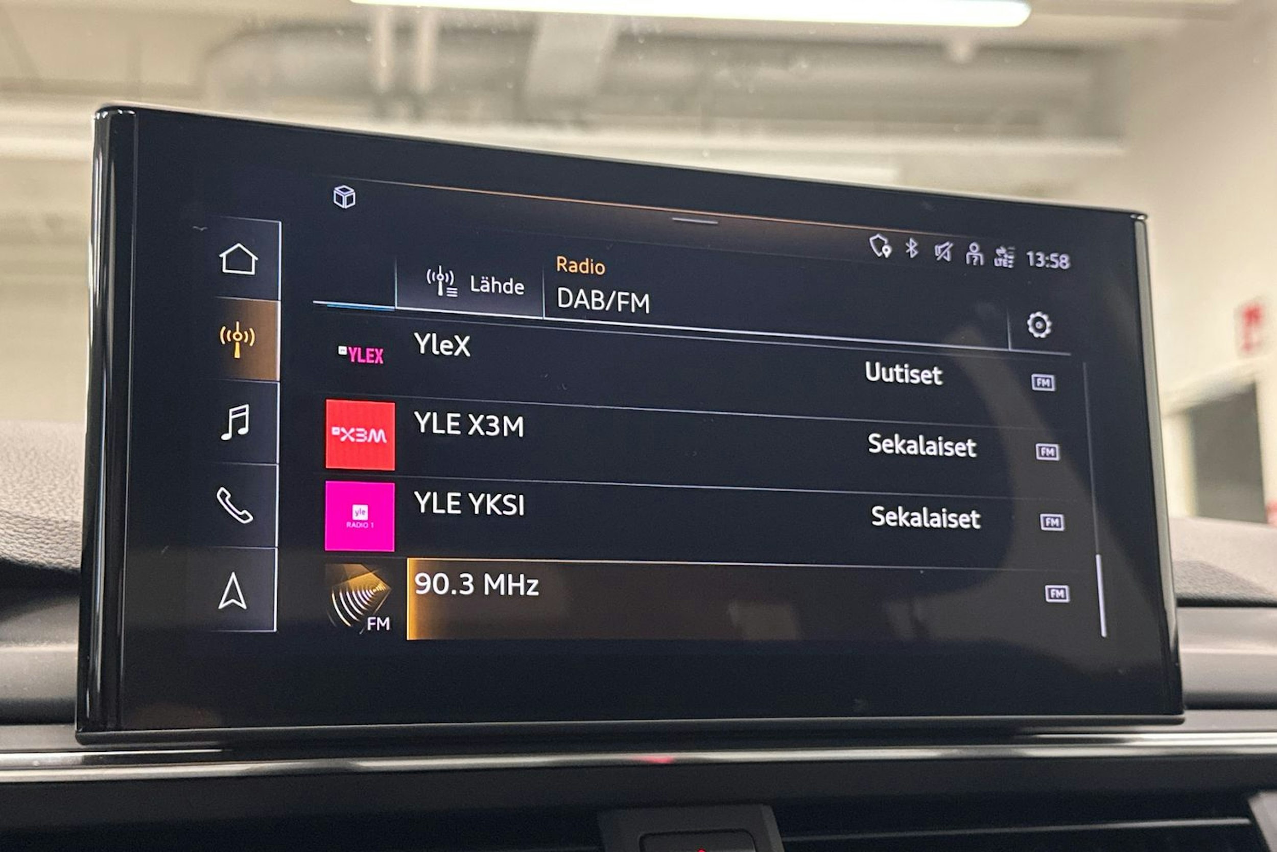 Musta Audi A4 allroad quattro 2021 kuva 25.