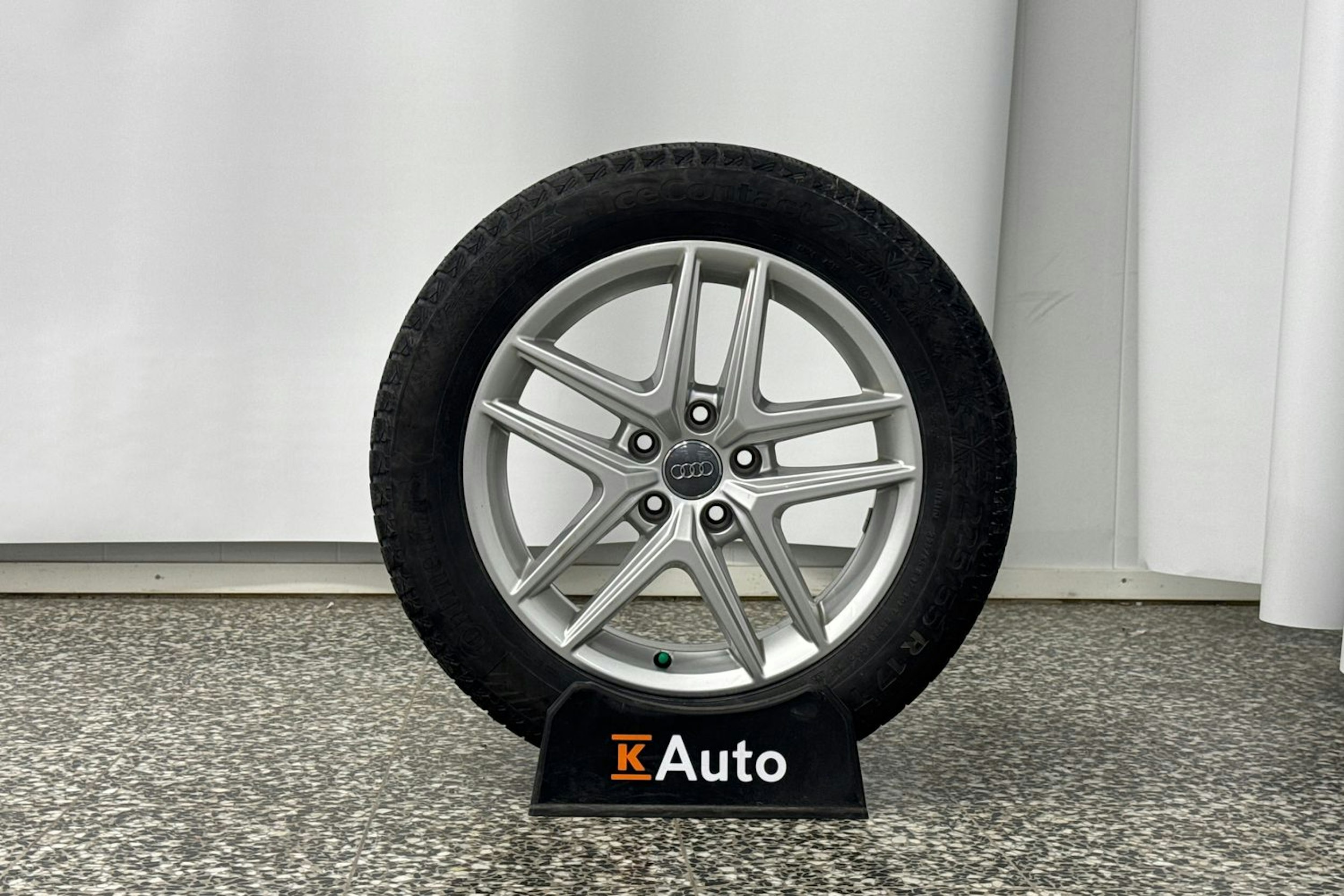 Musta Audi A4 allroad quattro 2021 kuva 43.