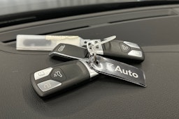harmaa Audi A4 allroad quattro 2021 kuva 31.