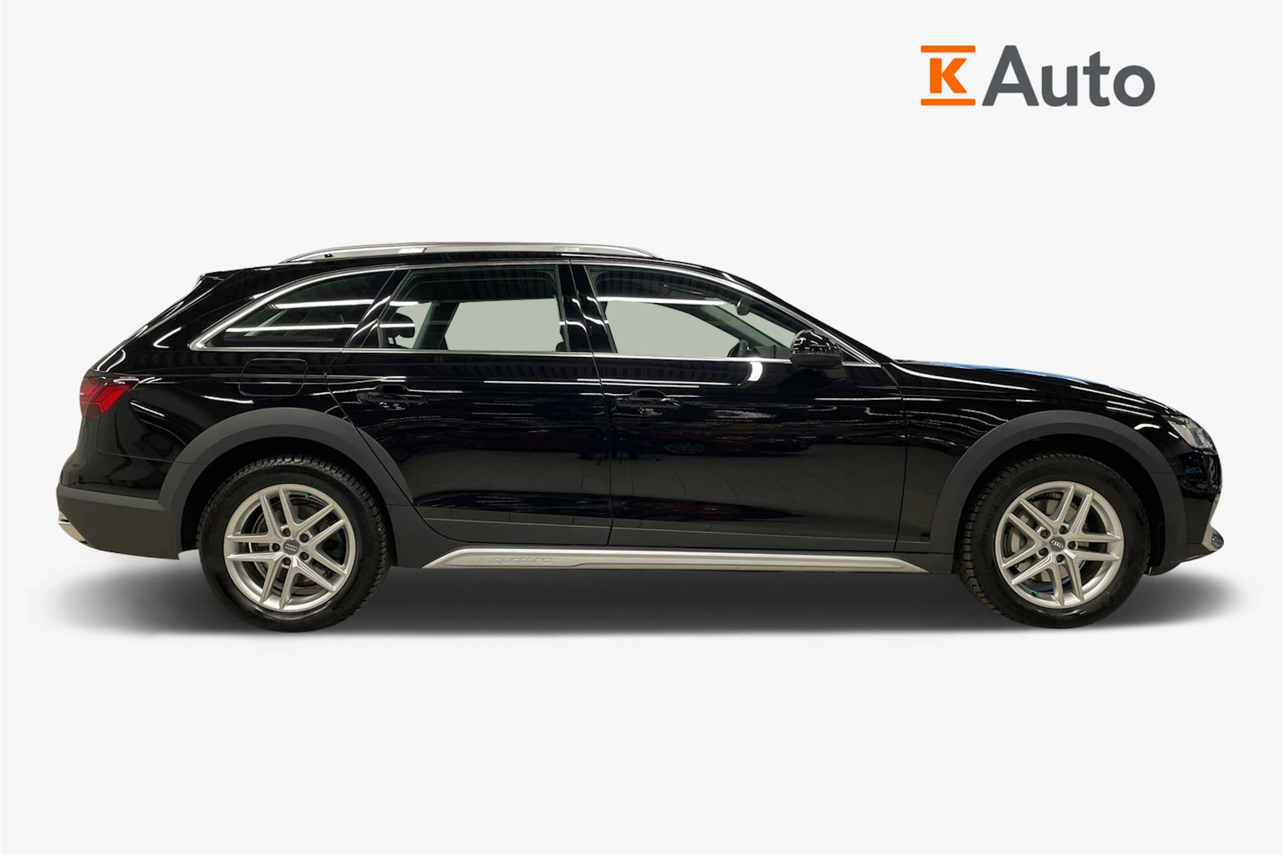 Musta Audi A4 allroad quattro 2021 kuva 6.