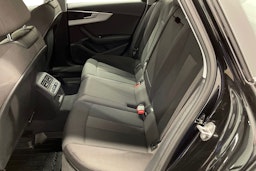 Musta Audi A4 allroad quattro 2021 kuva 10.