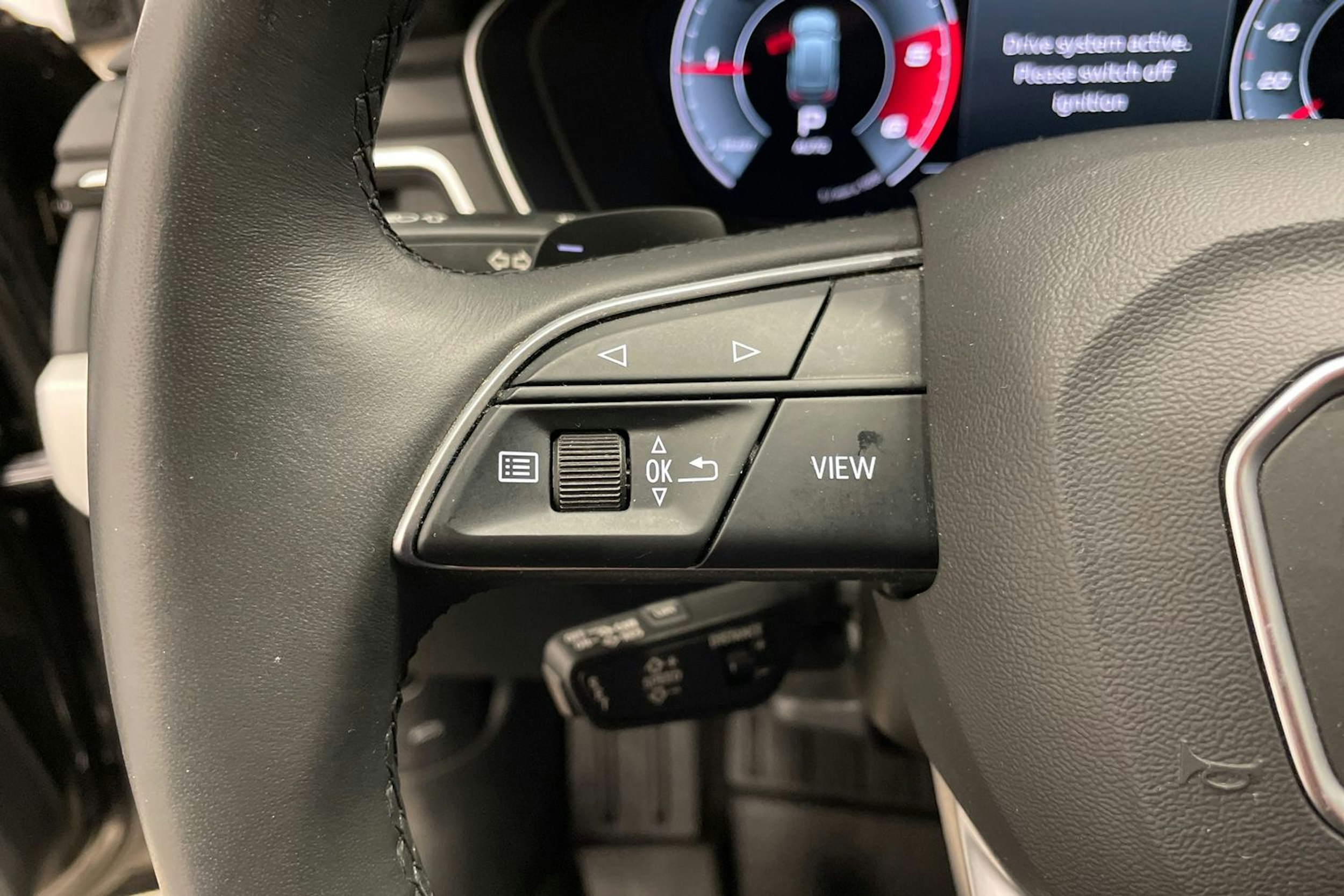 Musta Audi A4 allroad quattro 2021 kuva 16.