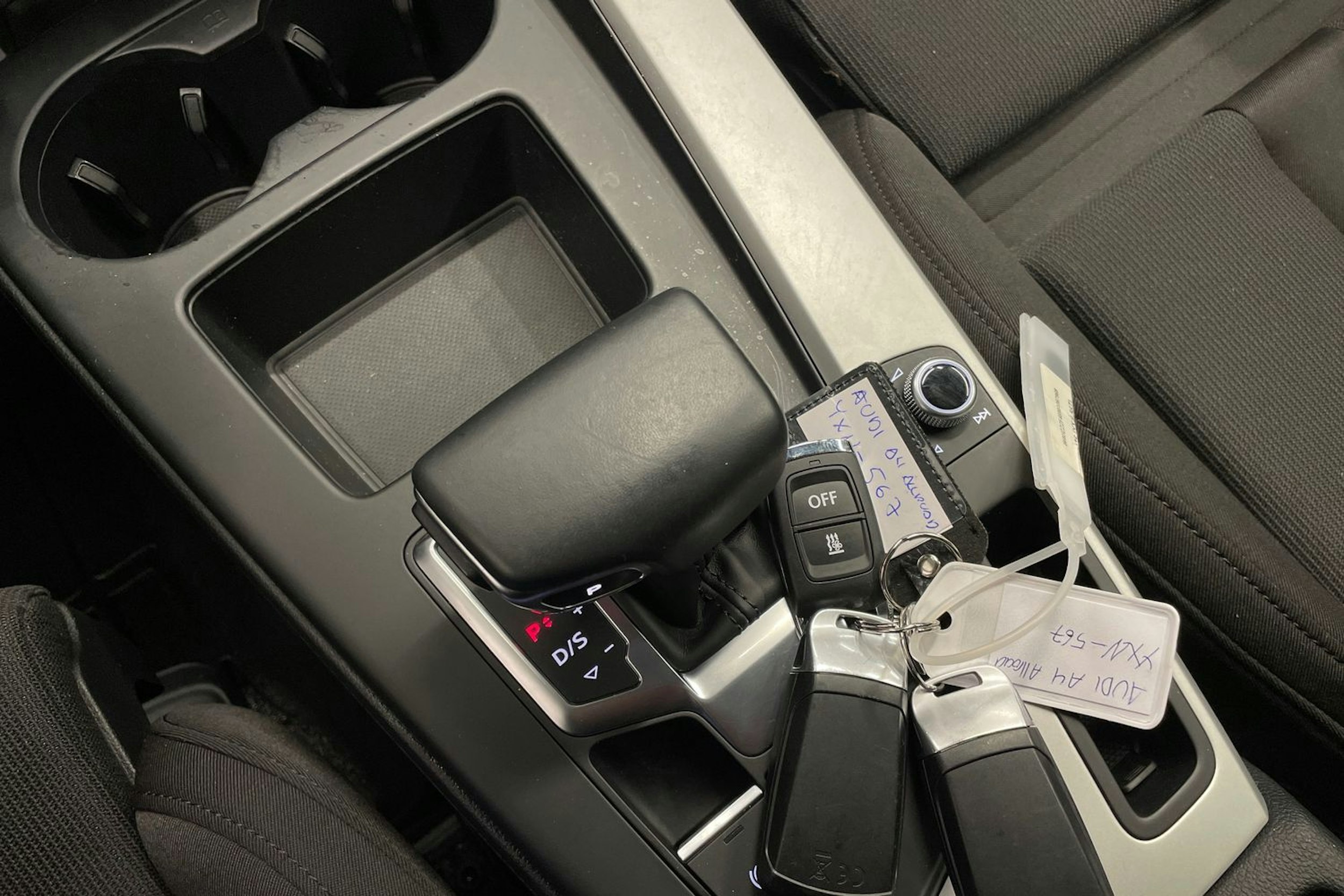 Musta Audi A4 allroad quattro 2021 kuva 17.