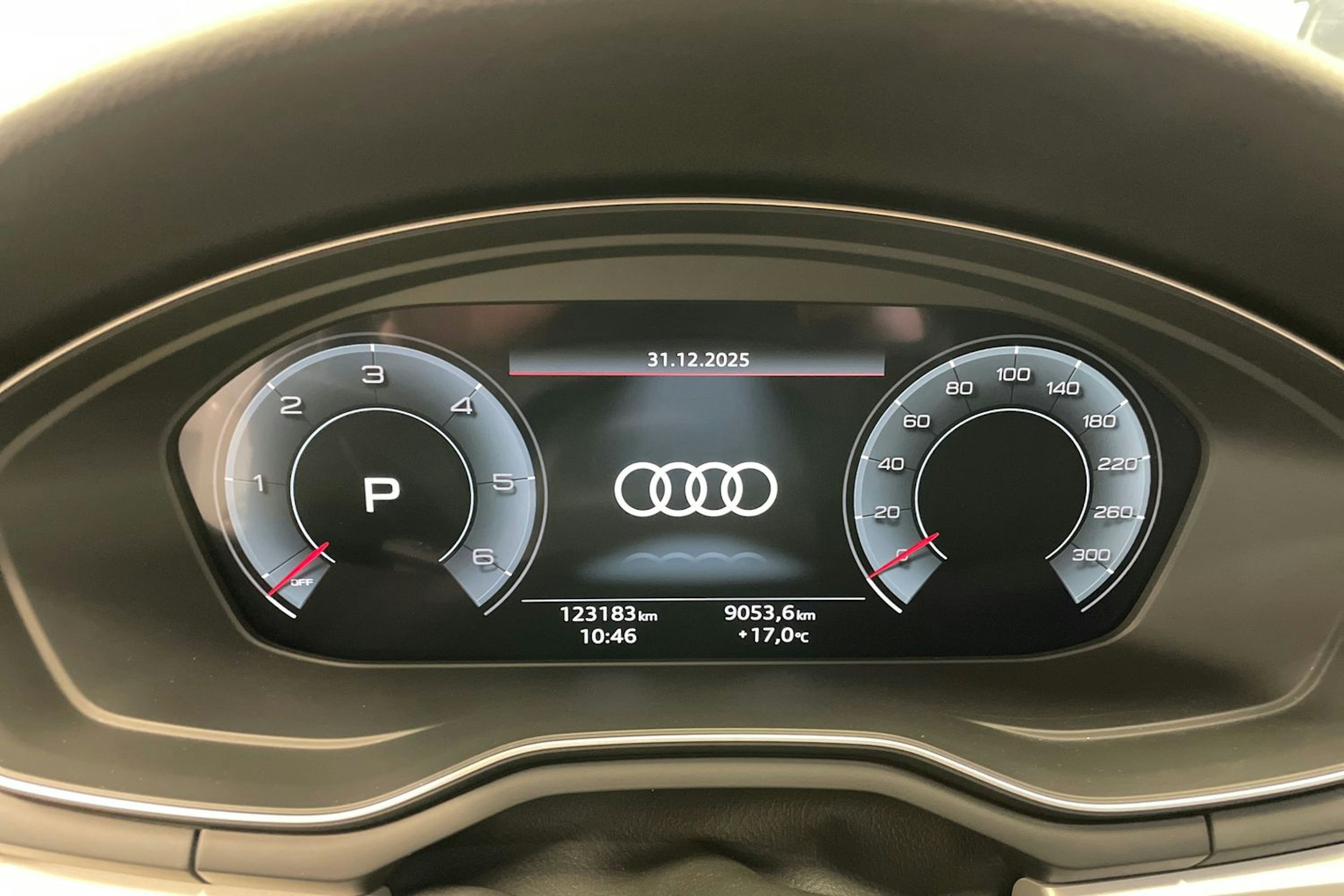 valkoinen Audi A4 allroad quattro 2022 kuva 14.