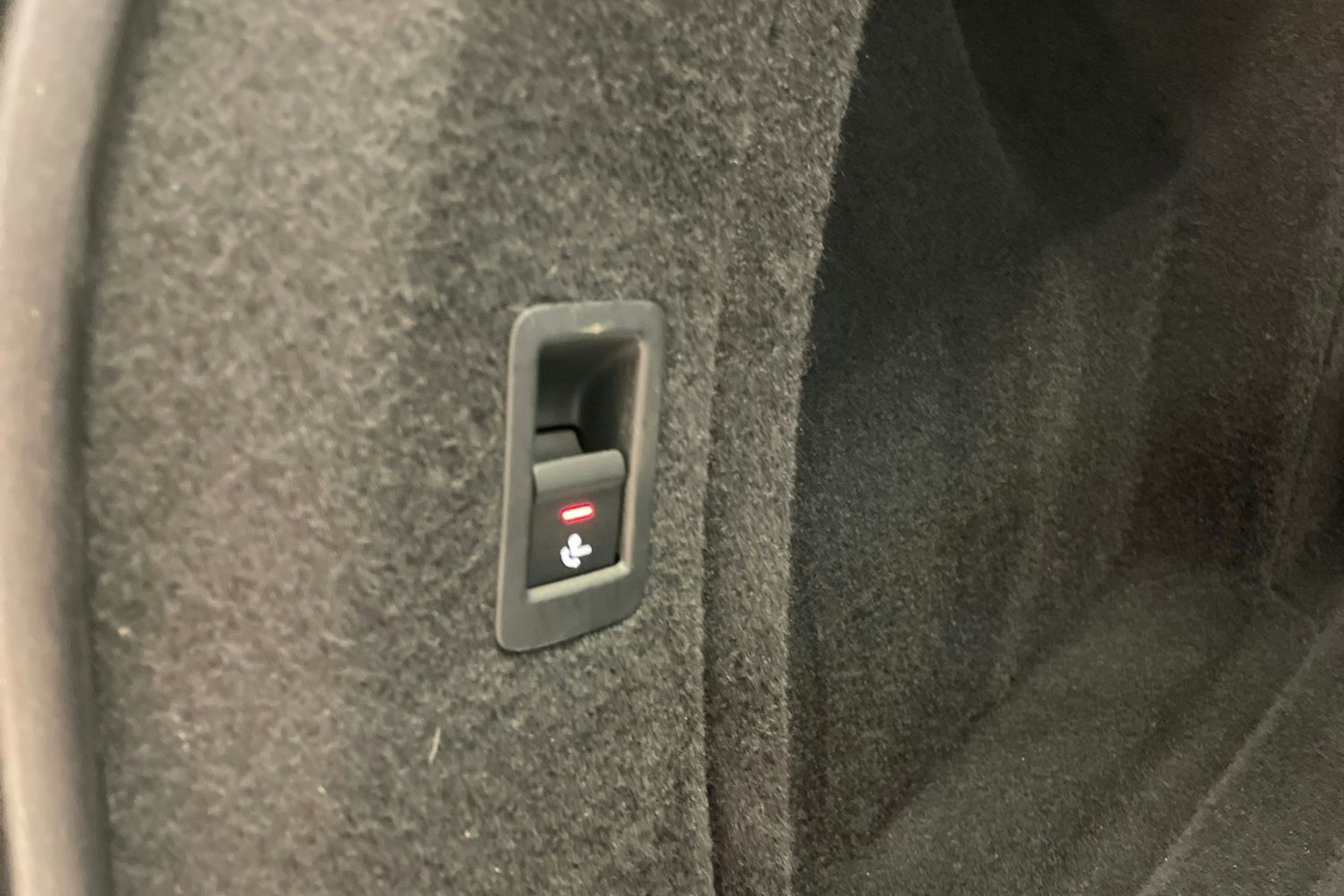 valkoinen Audi A4 allroad quattro 2022 kuva 24.