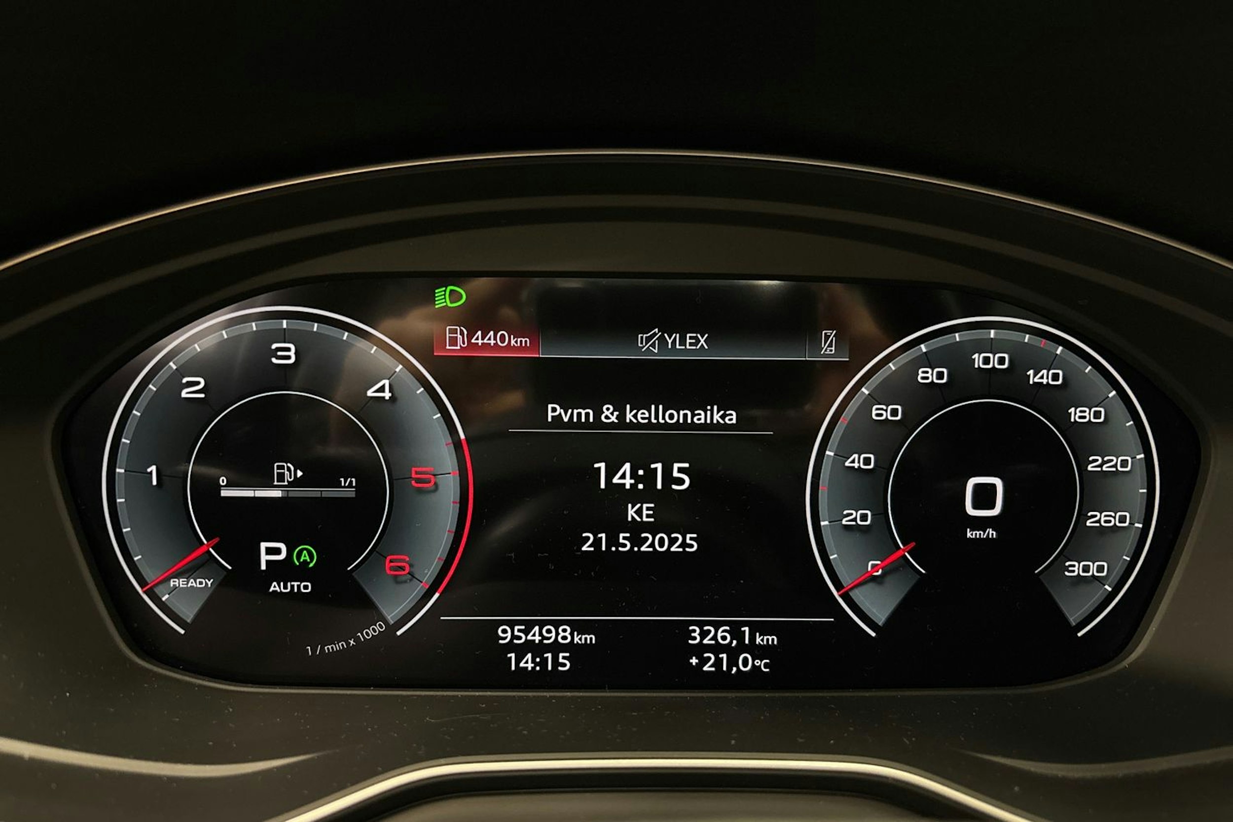 musta Audi A4 allroad quattro 2022 kuva 20.