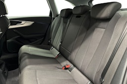musta Audi A4 allroad quattro 2023 kuva 8.