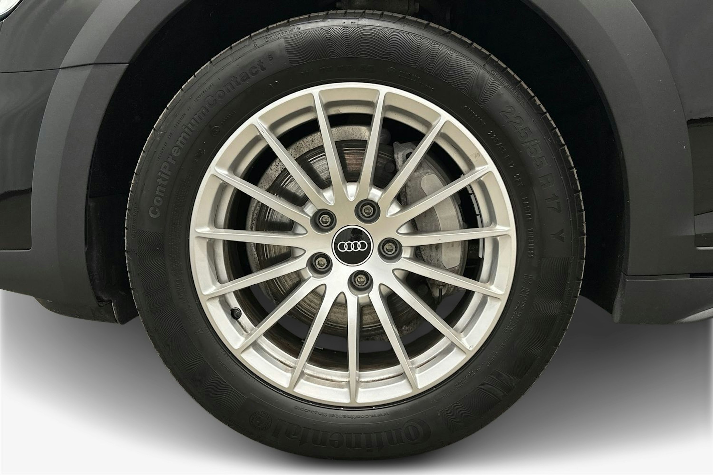 musta Audi A4 allroad quattro 2023 kuva 9.